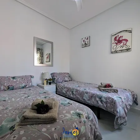 First Floor 2 Bedroom Near Emerald Isle Lf13 Orihuela
